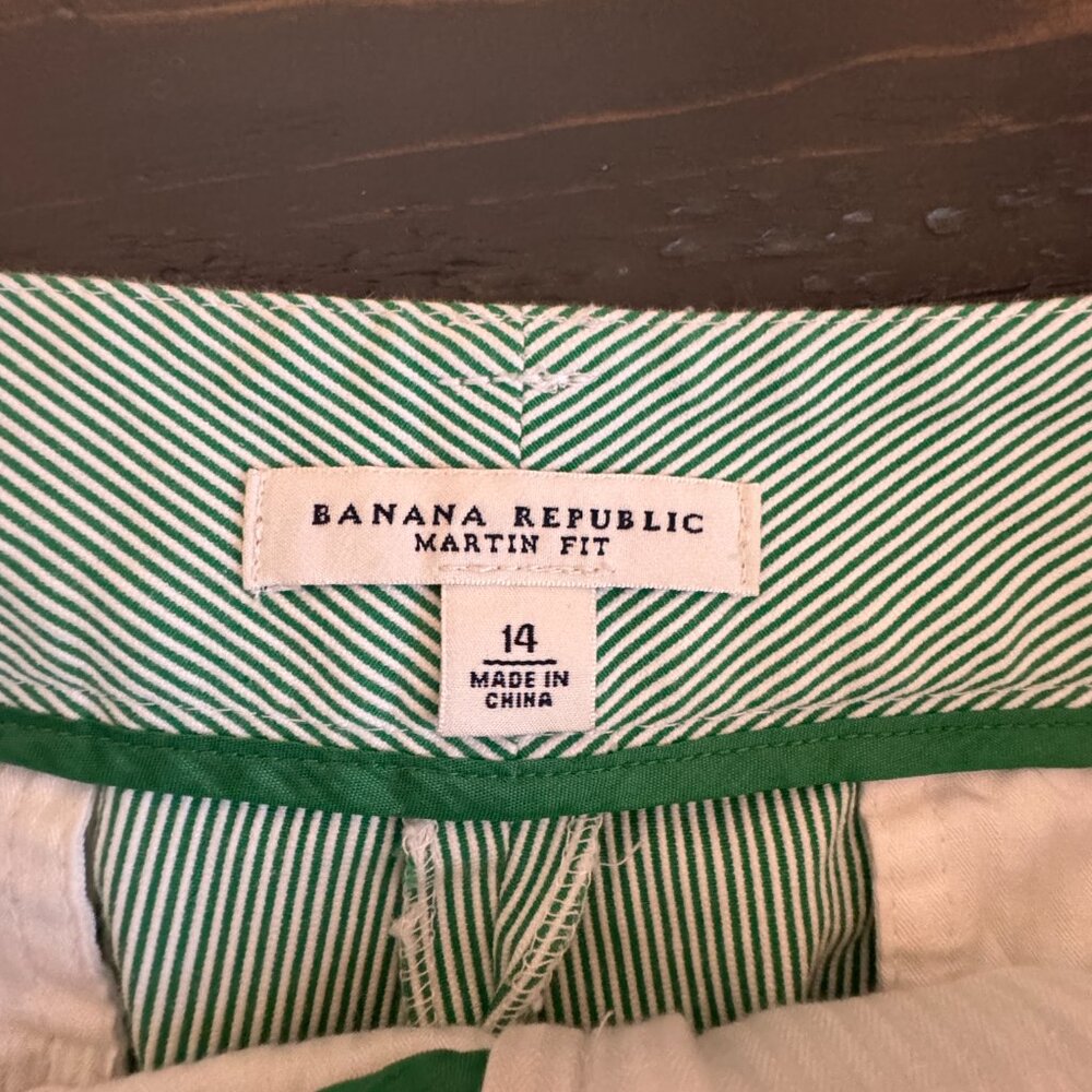 Banana Republic Martin Fit Tailored Shorts in Verde Microstripe - Picture 7 of 10